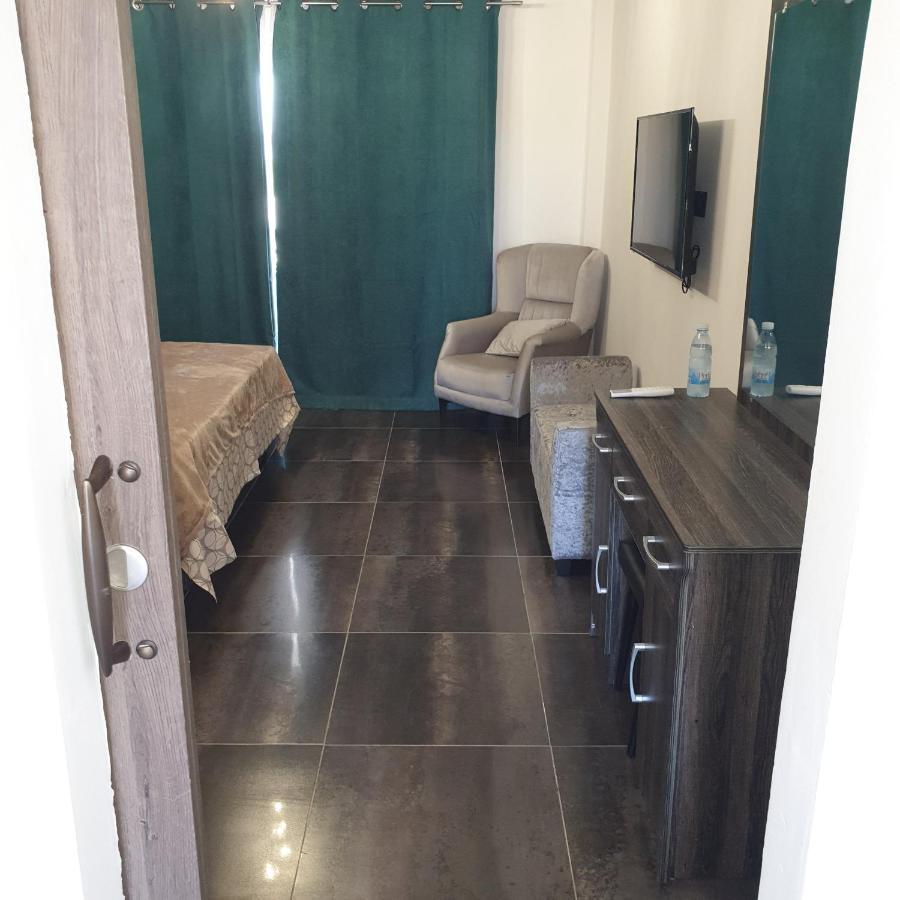 Ferienwohnung Ahoy Deluxe Apts Agia Napa Exterior foto